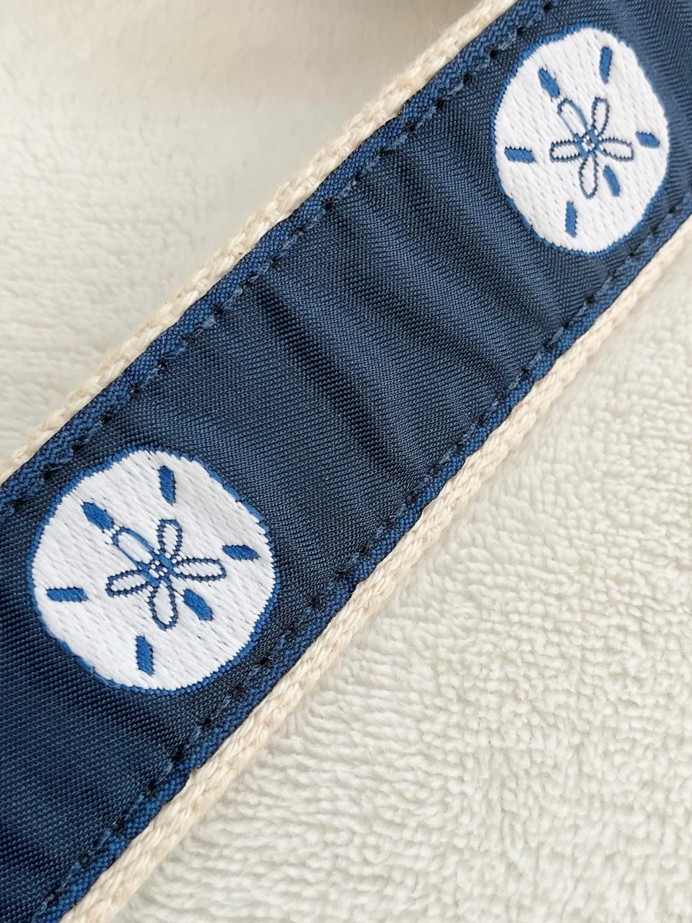 Eliza B. Navy Sand Dollar D-Ring Canvas Belt Size M Made in USA